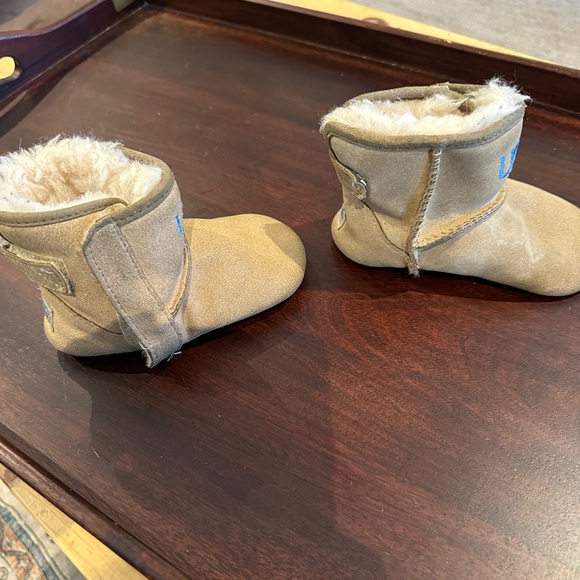 UGG Shoes Ugg Boots Size 23 Baby Infant Jesse Ii Style Tan Brand